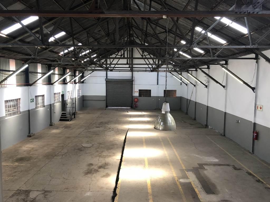 894  m² Industrial space in Silverton photo number 3