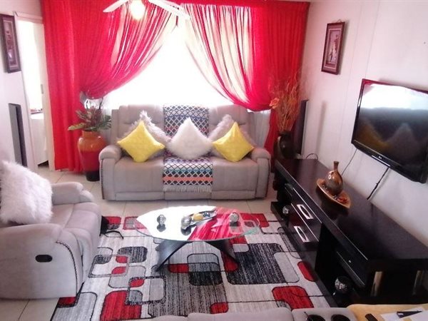 2 Bedroom Flat