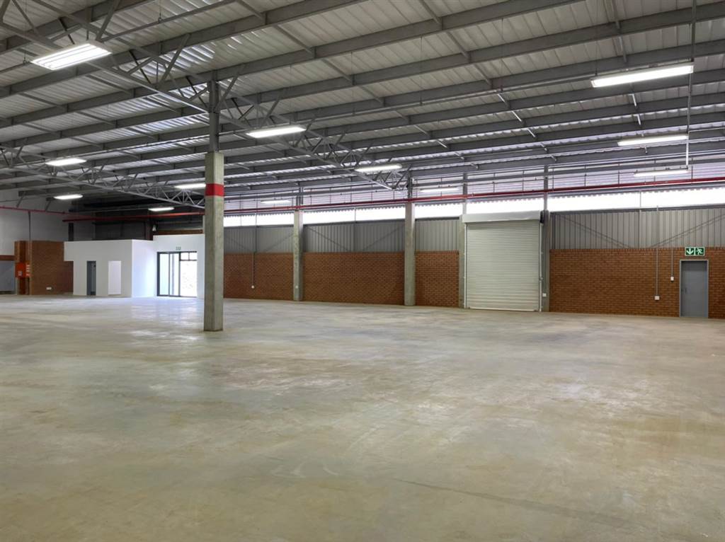 783  m² Industrial space in Clayville photo number 2