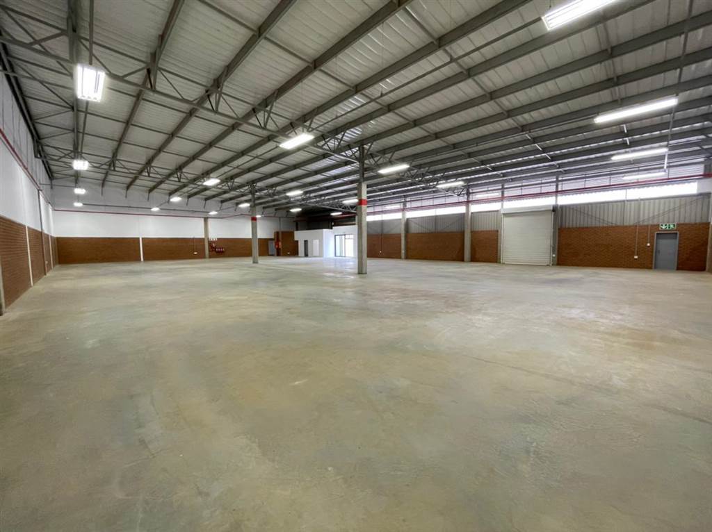 783  m² Industrial space in Clayville photo number 3