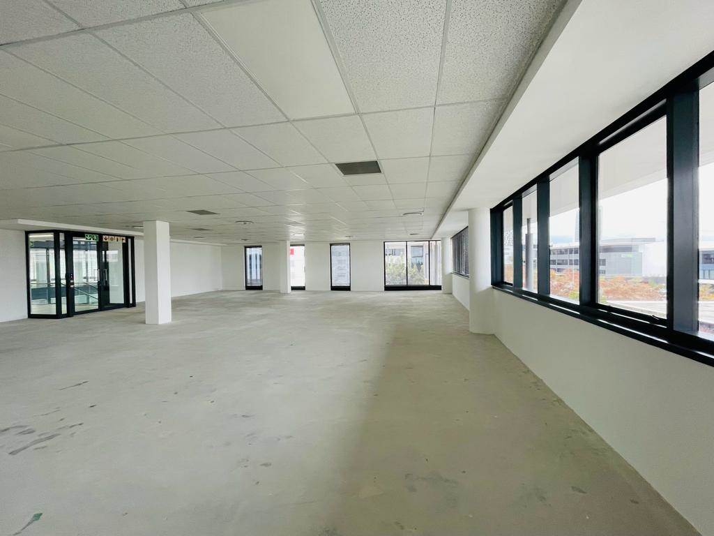 465  m² Commercial space in Waterfall Estate photo number 15