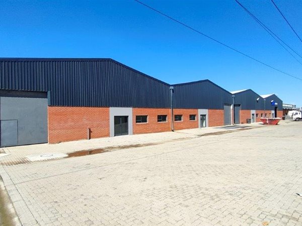 1125  m² Industrial space in Cosmo City