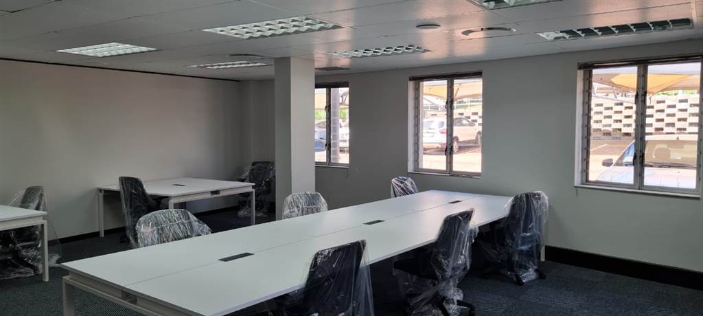 258  m² Office Space in Greenstone Hill photo number 7