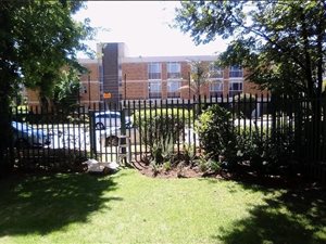 2 Bed Apartment in Kempton Park Ext 3