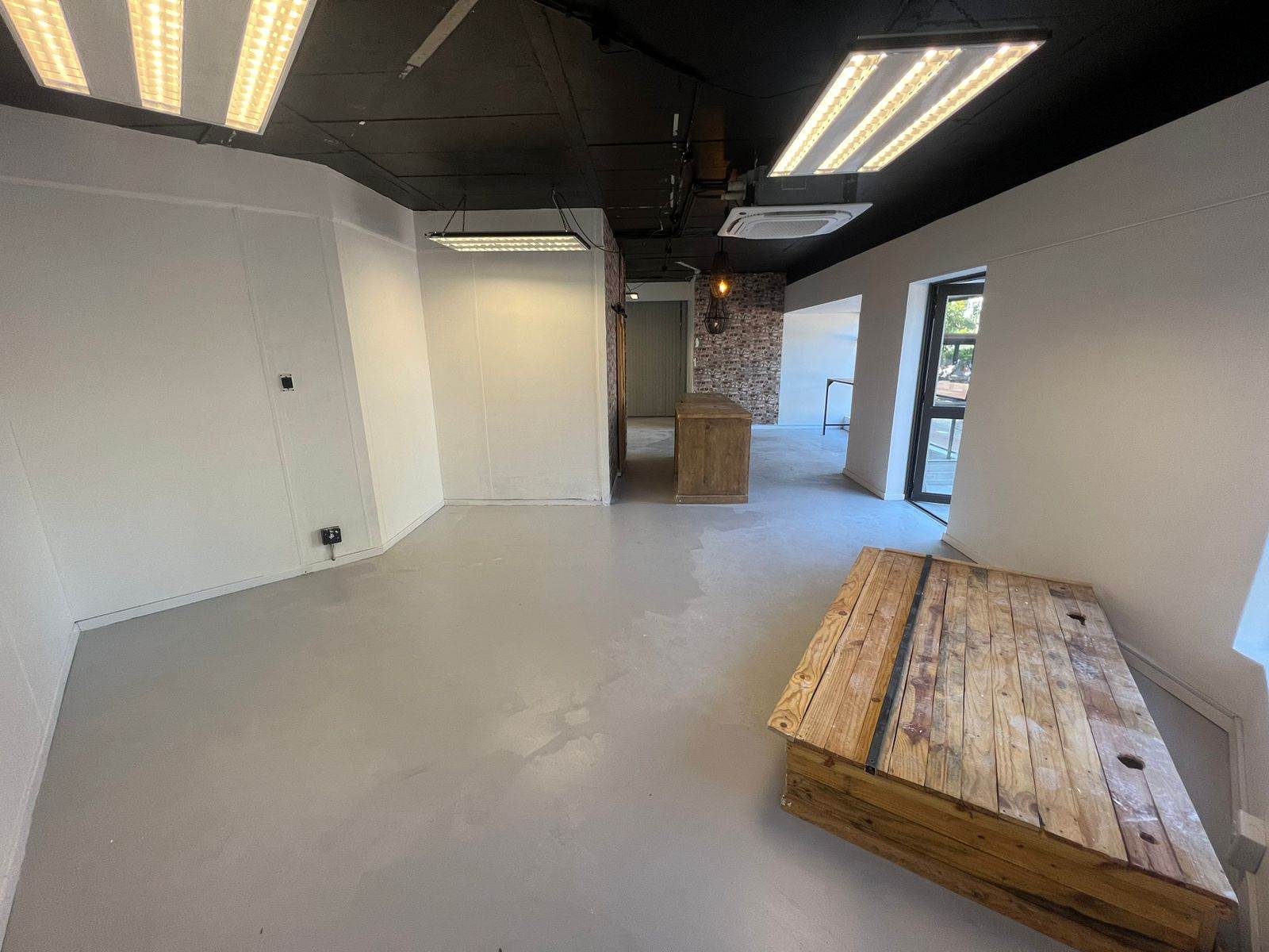 67  m² Commercial space in Tyger Valley photo number 2