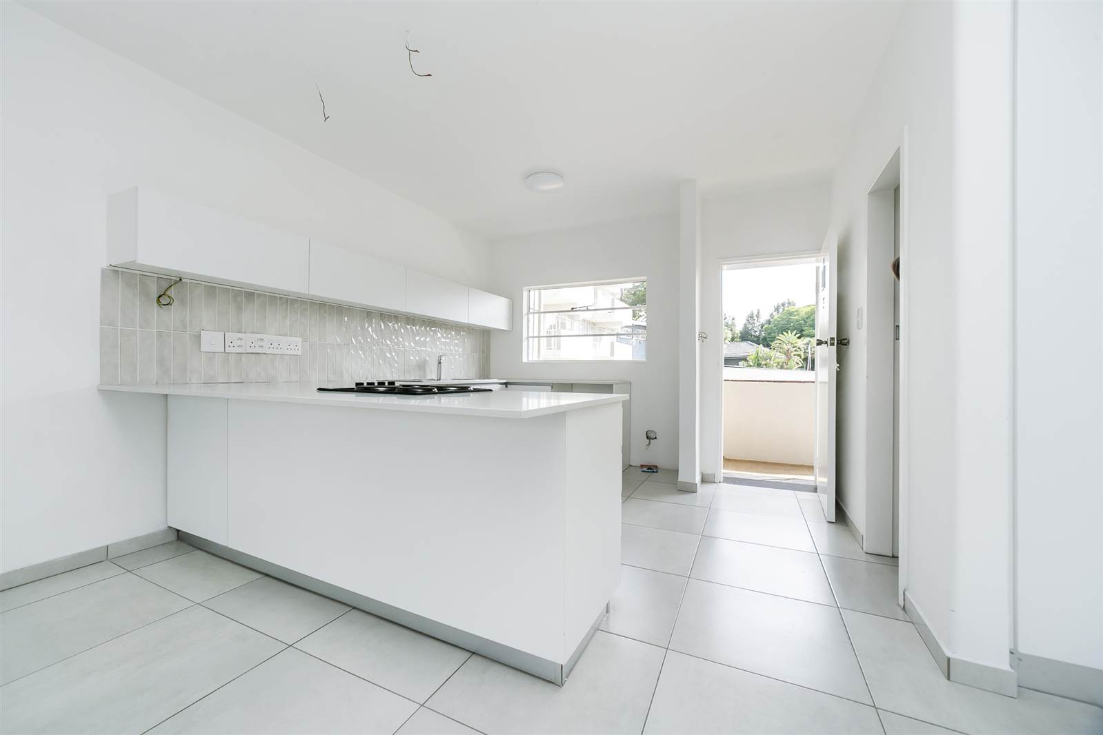1 Bed Apartment in Craighall Park photo number 30