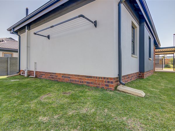 3 Bedroom House 3 Bedroom House