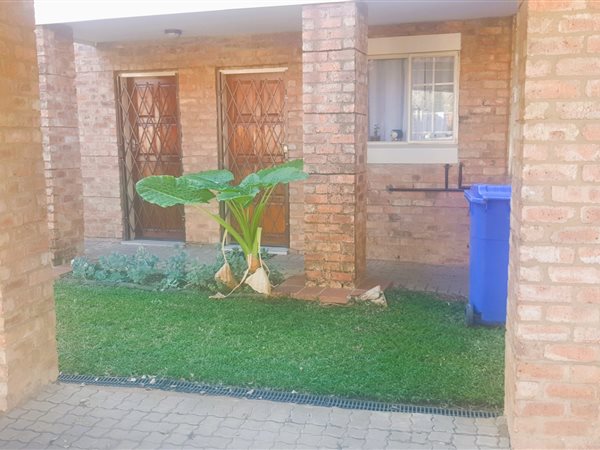 1 Bed House in Newmark Estate