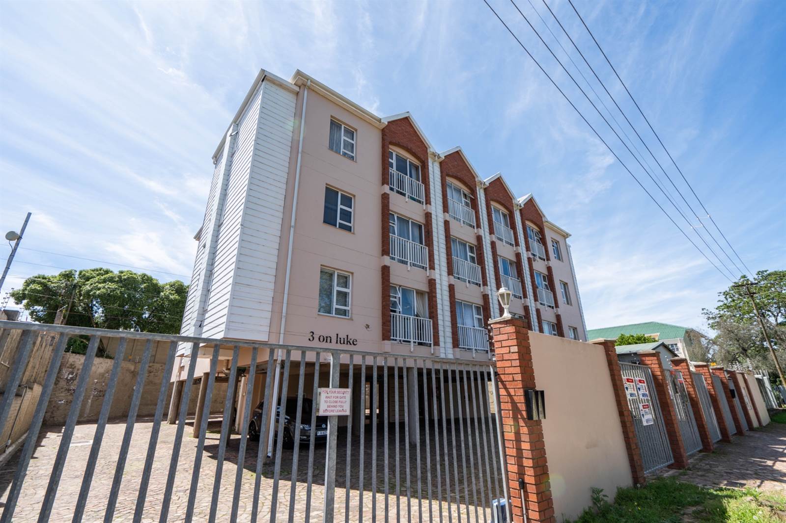 3 Bed Apartment in Grahamstown Central photo number 29