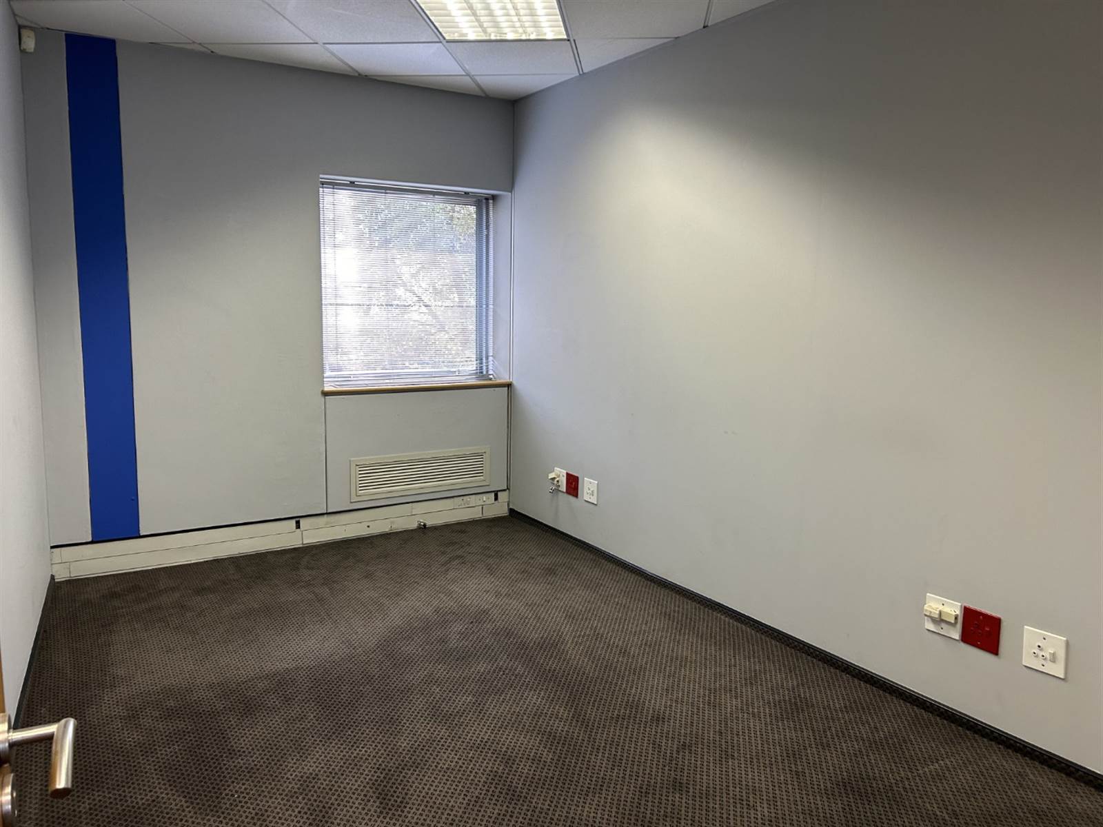 375  m² Commercial space in Woodmead photo number 14