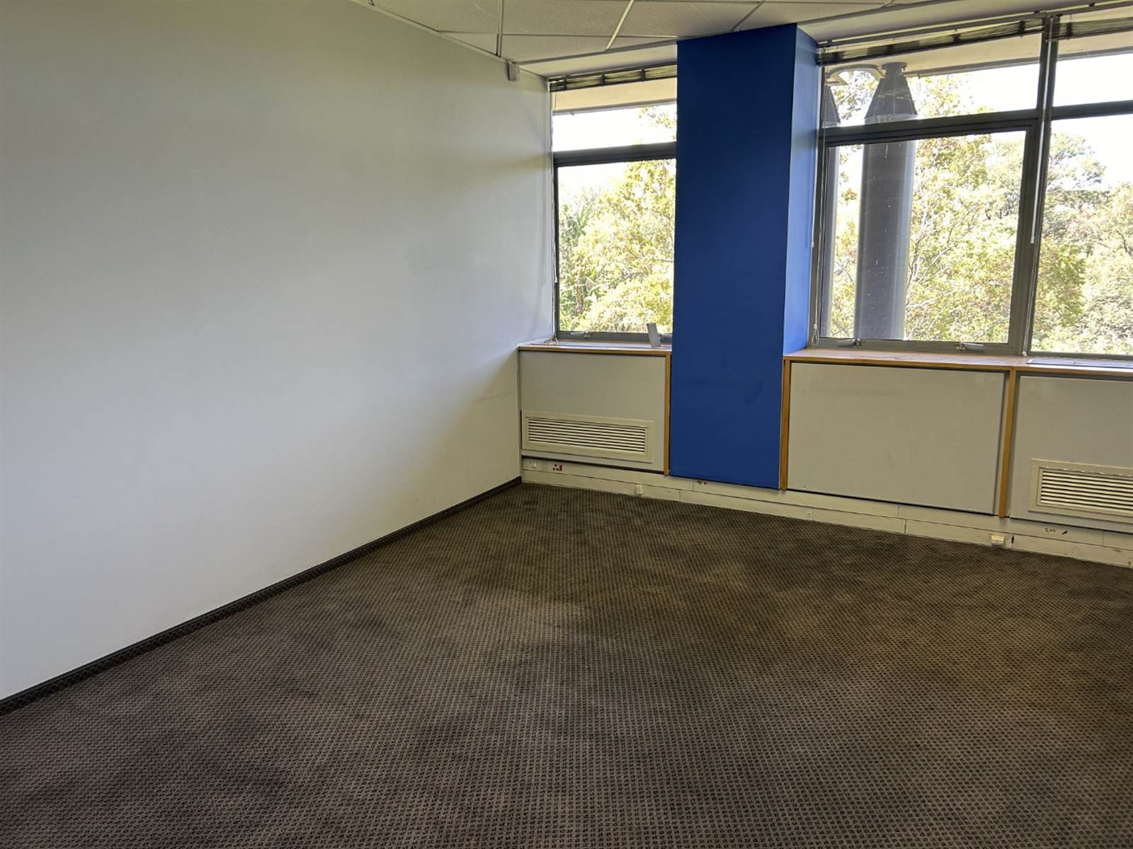 375  m² Commercial space in Woodmead photo number 12