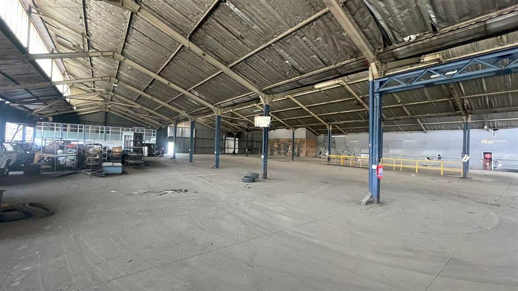 2500  m² Industrial space in Hermanstad photo number 7