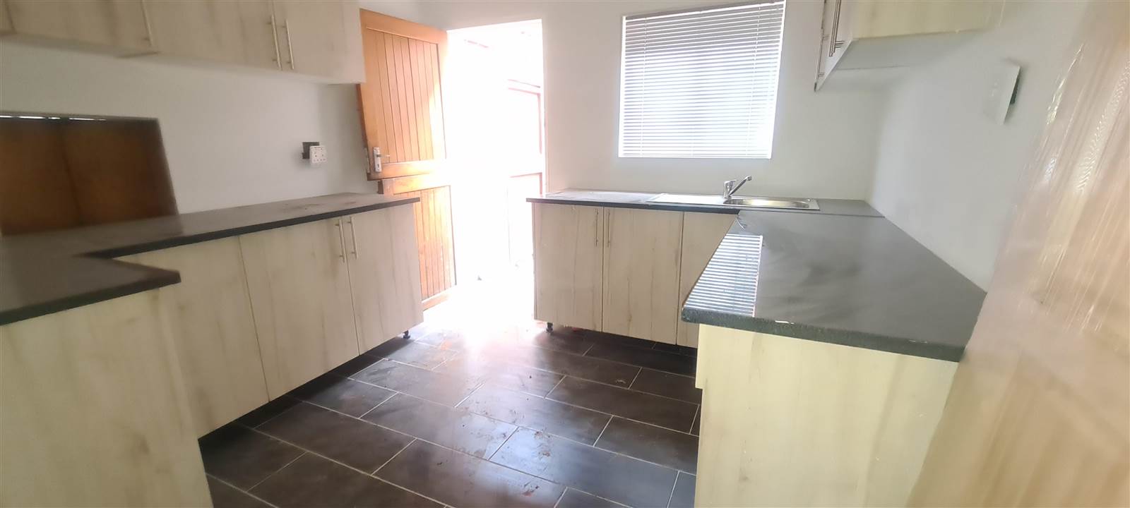 13 Bed House in Laudium photo number 8