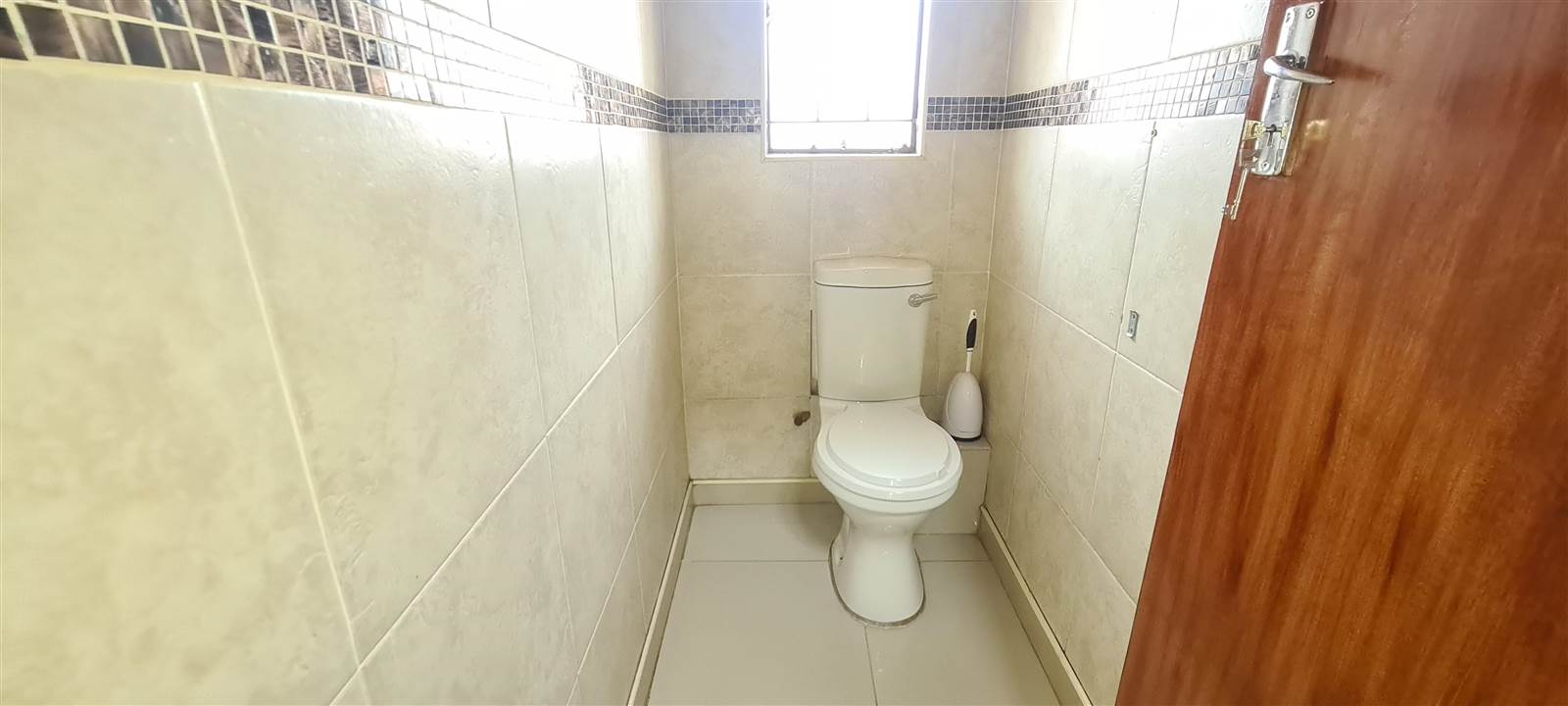 13 Bed House in Laudium photo number 18