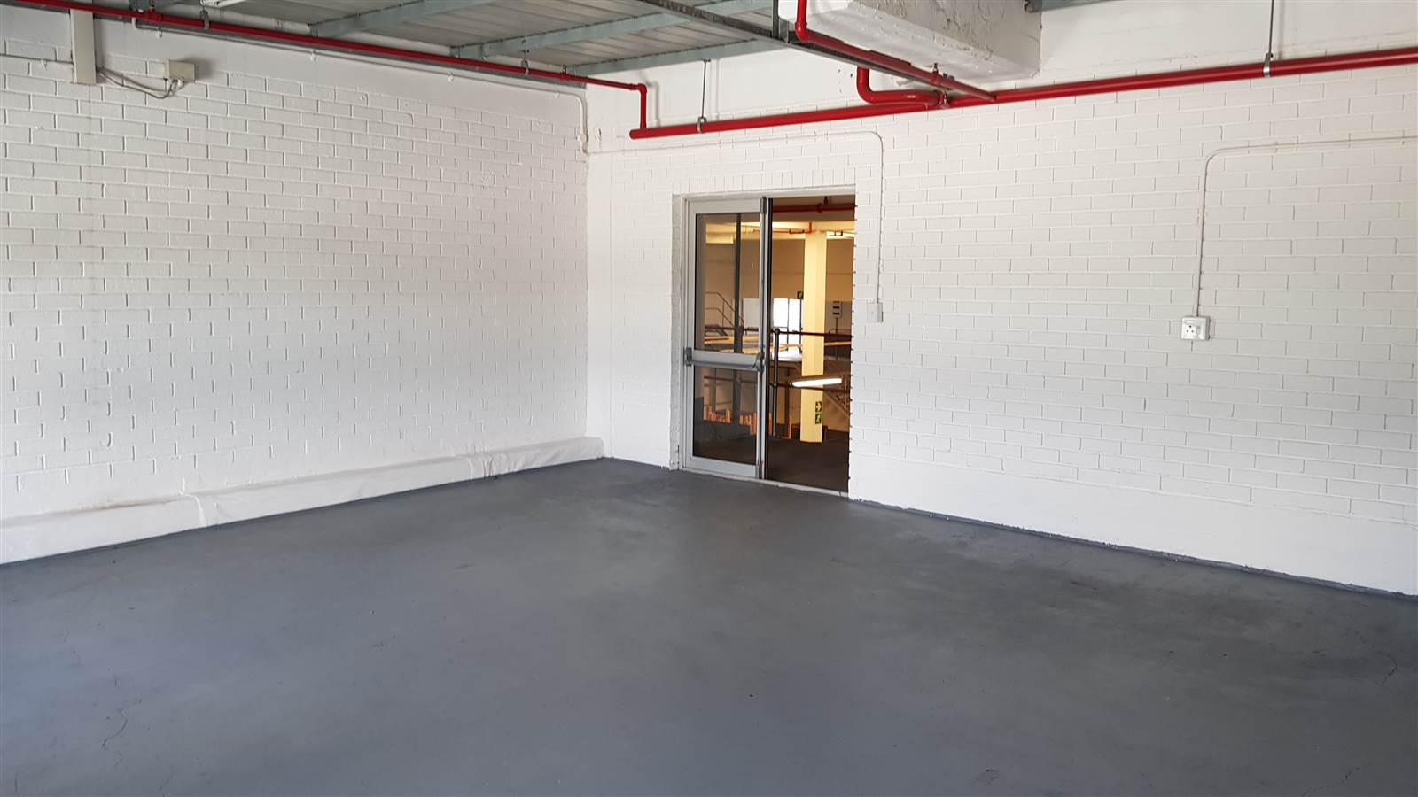 1374  m² Industrial space in Bellville Central photo number 11
