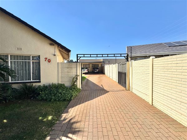 3 Bedroom House 3 Bedroom House