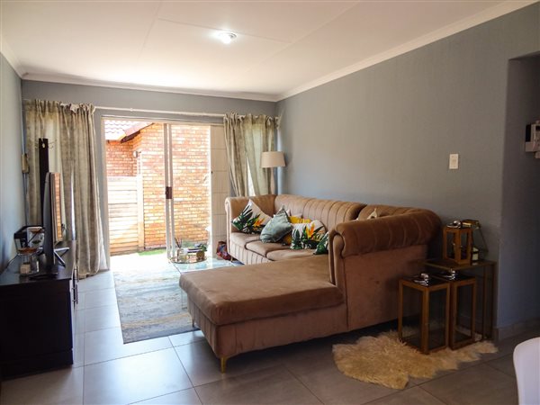 2 Bedroom Townhouse