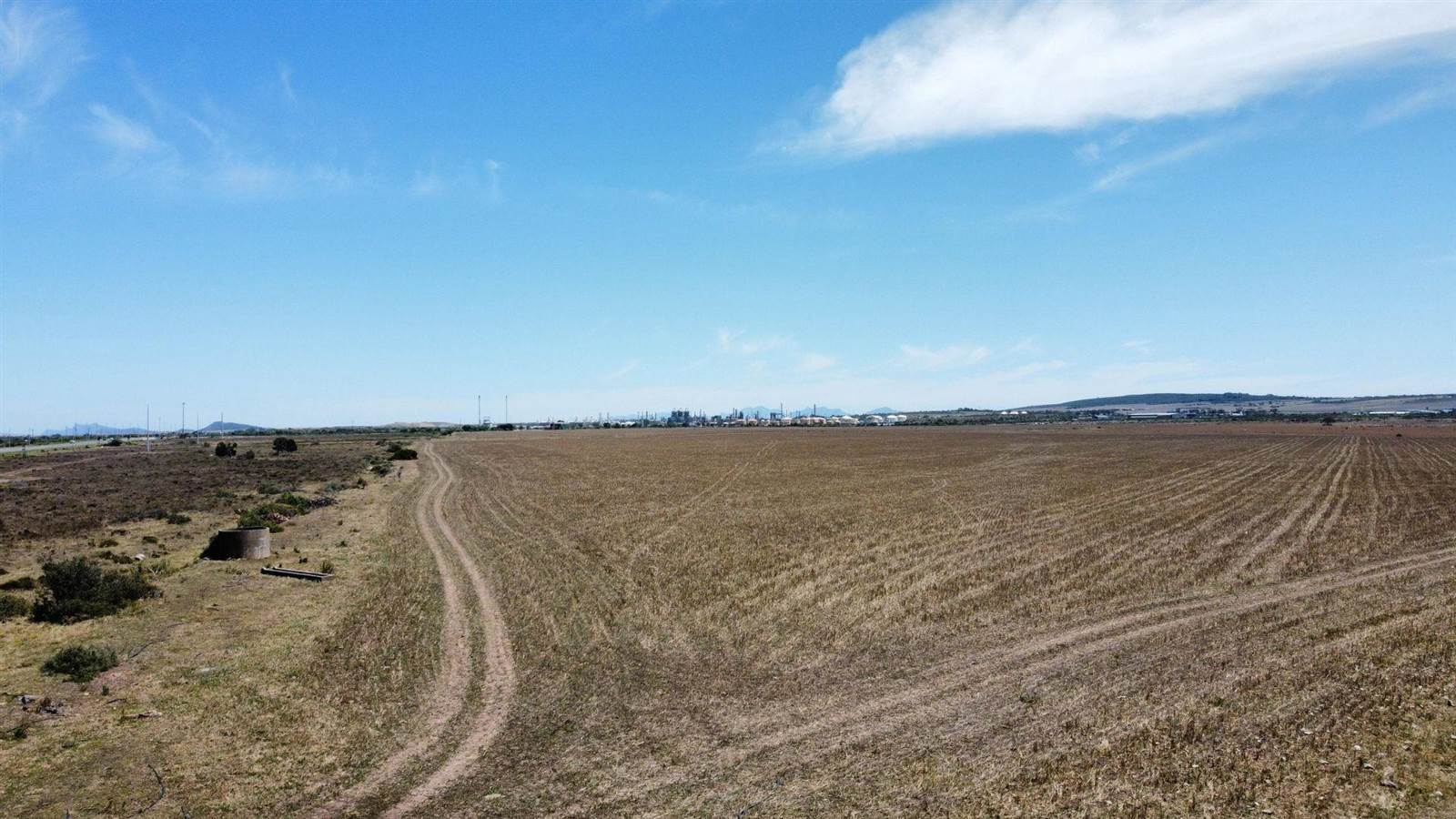 35 ha Land available in Mossdustria photo number 4