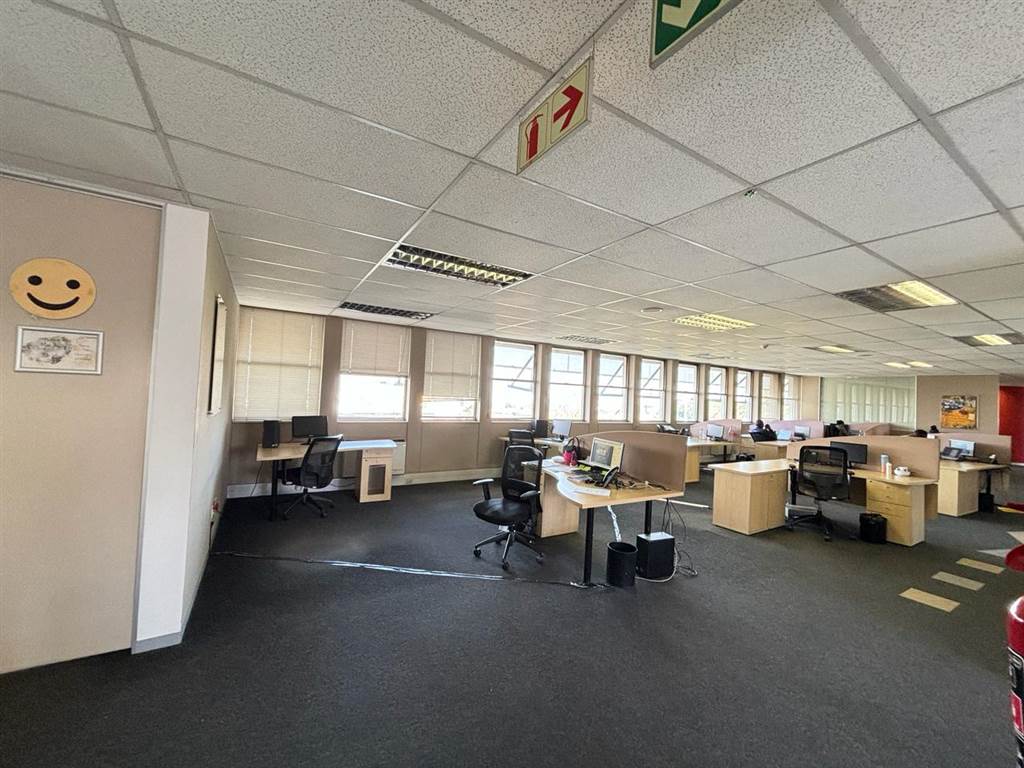 500  m² Commercial space in Braamfontein photo number 8