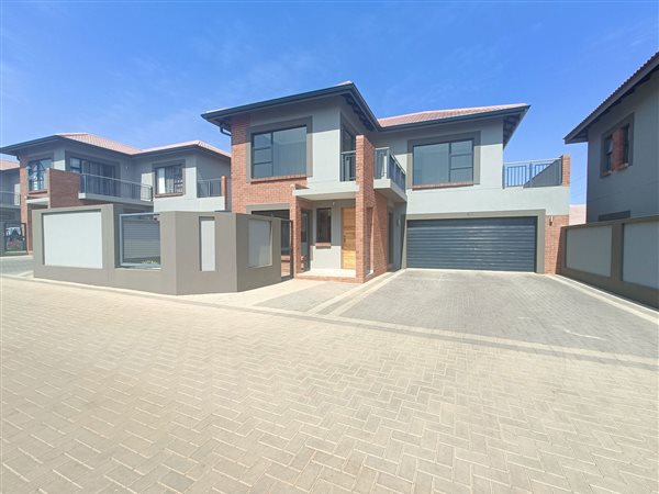 3 Bed Townhouse