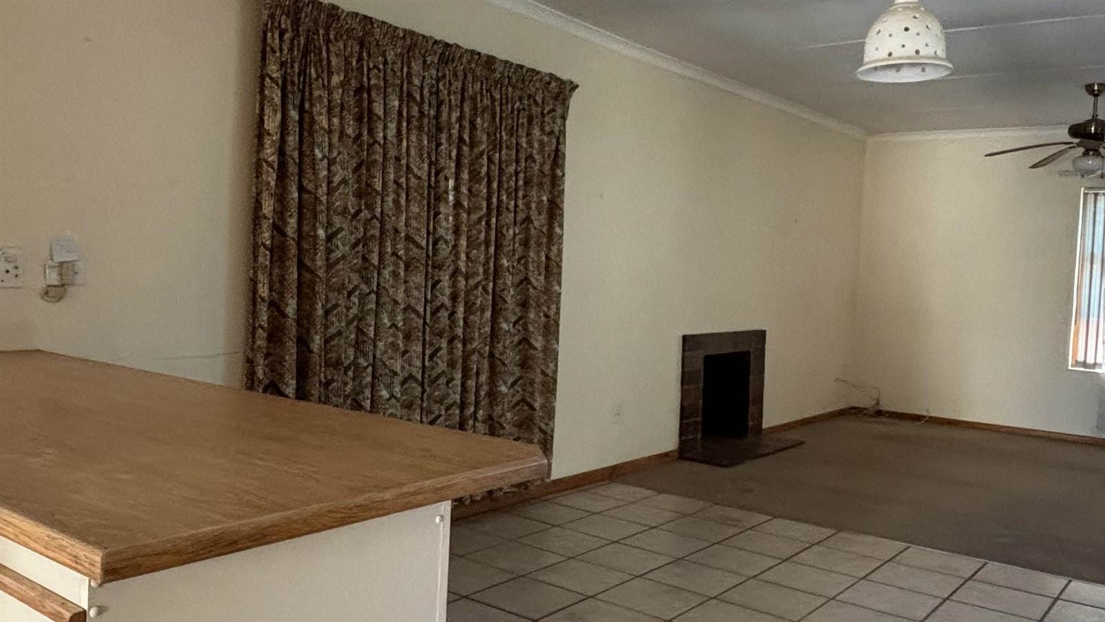 3 Bed House in Clanwilliam photo number 15