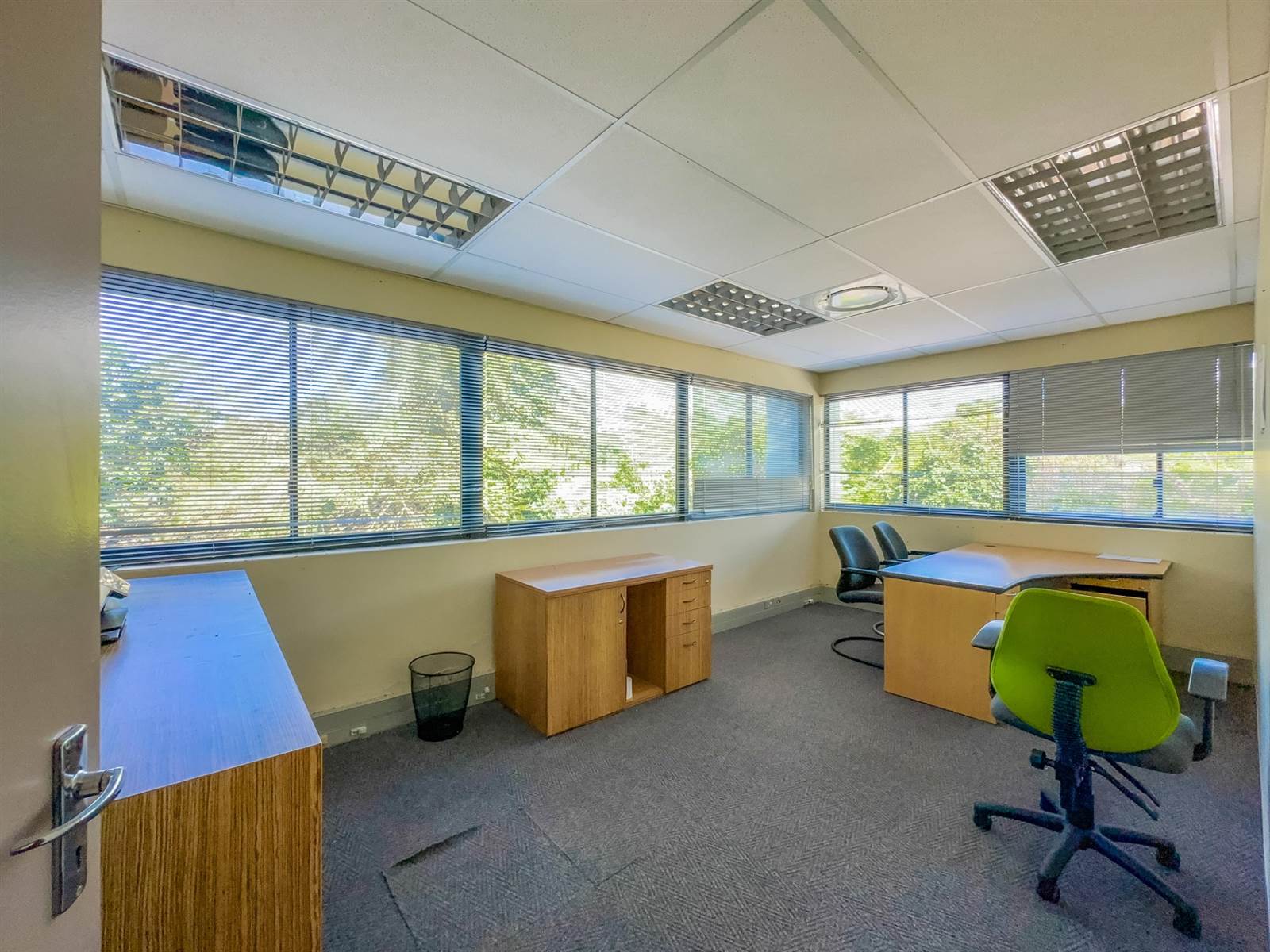 249  m² Office Space in Westville photo number 14