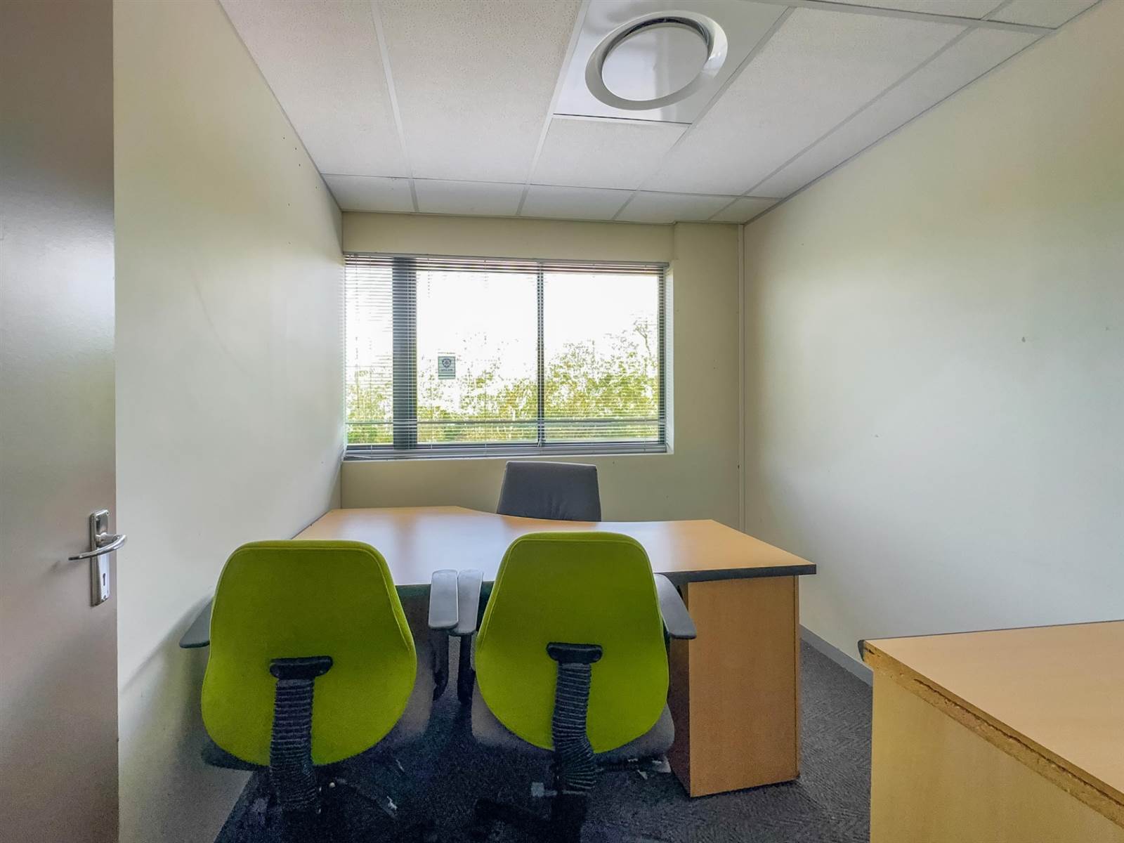 249  m² Office Space in Westville photo number 15