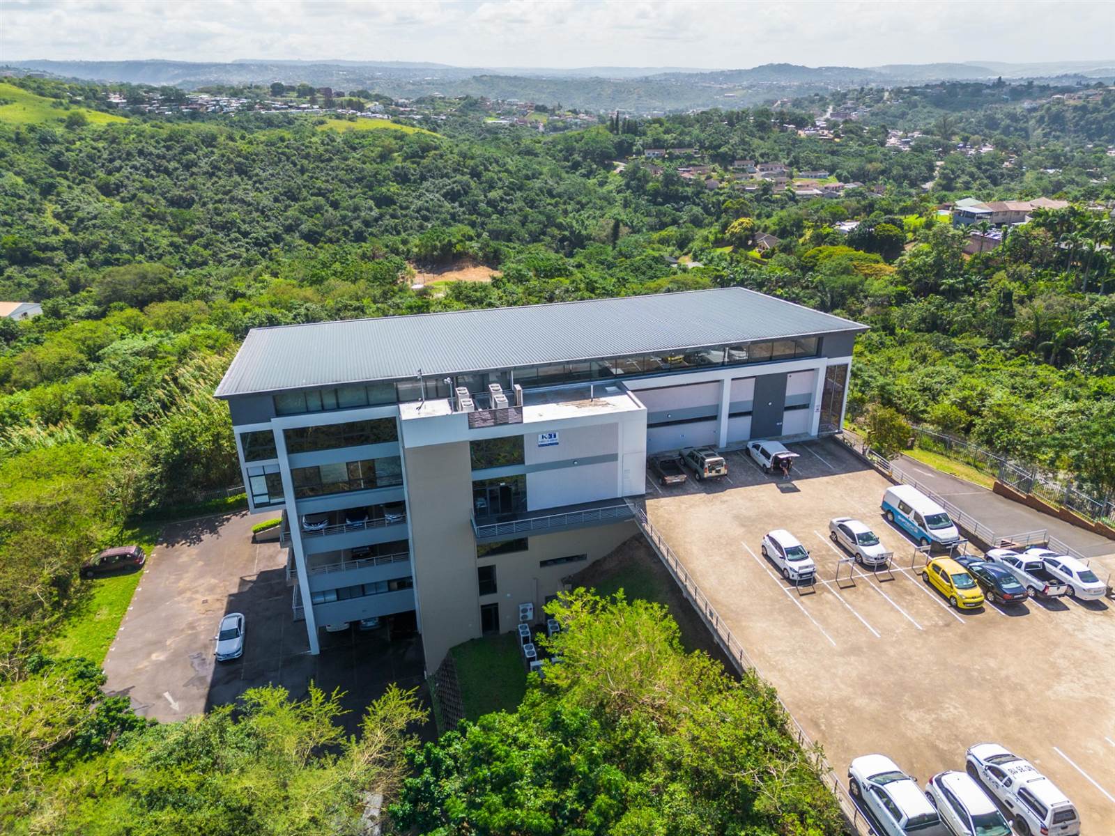 249  m² Office Space in Westville photo number 25
