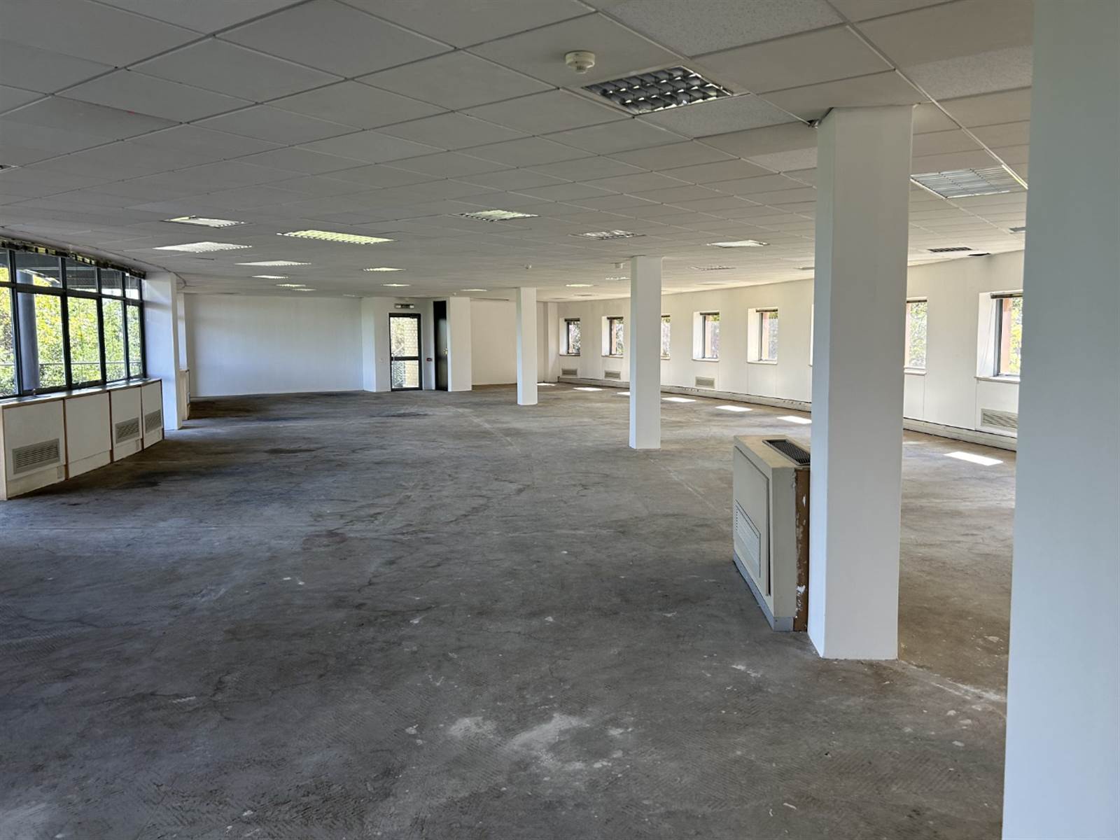 376  m² Commercial space in Woodmead photo number 4