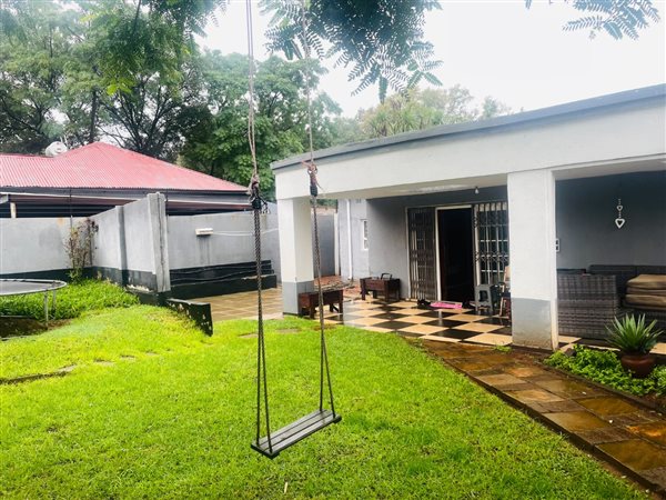 4 Bedroom House 4 Bedroom House
