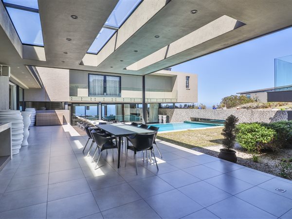 7 Bed House in Pezula Private Estate