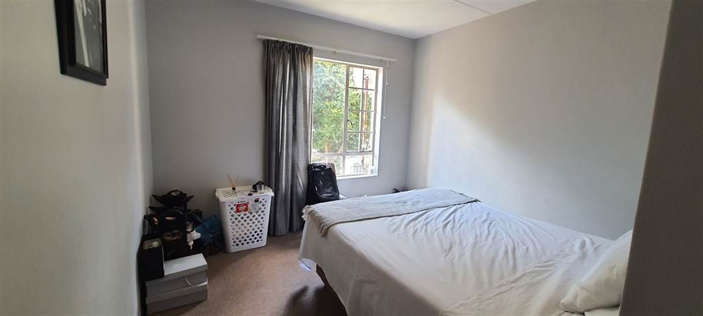 2 Bed Apartment in Randburg Central photo number 19