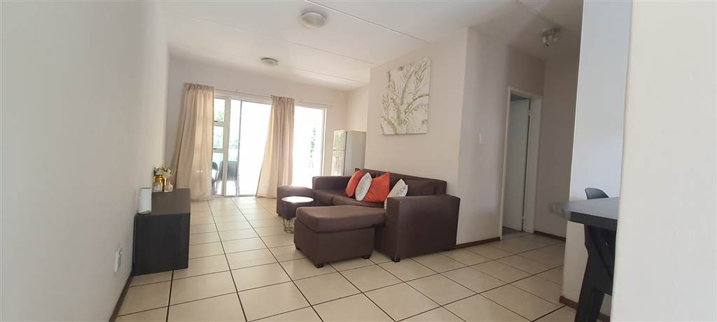 2 Bed Apartment in Randburg Central photo number 12
