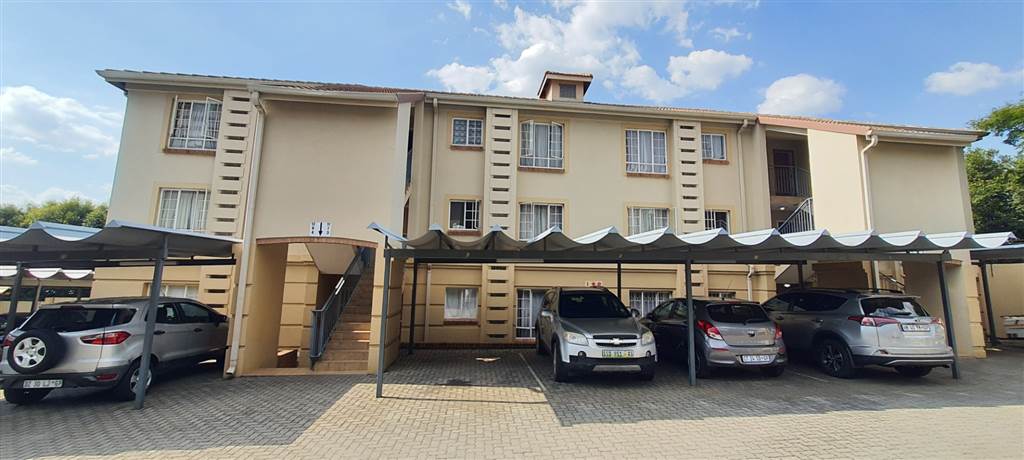 2 Bed Apartment in Randburg Central photo number 29