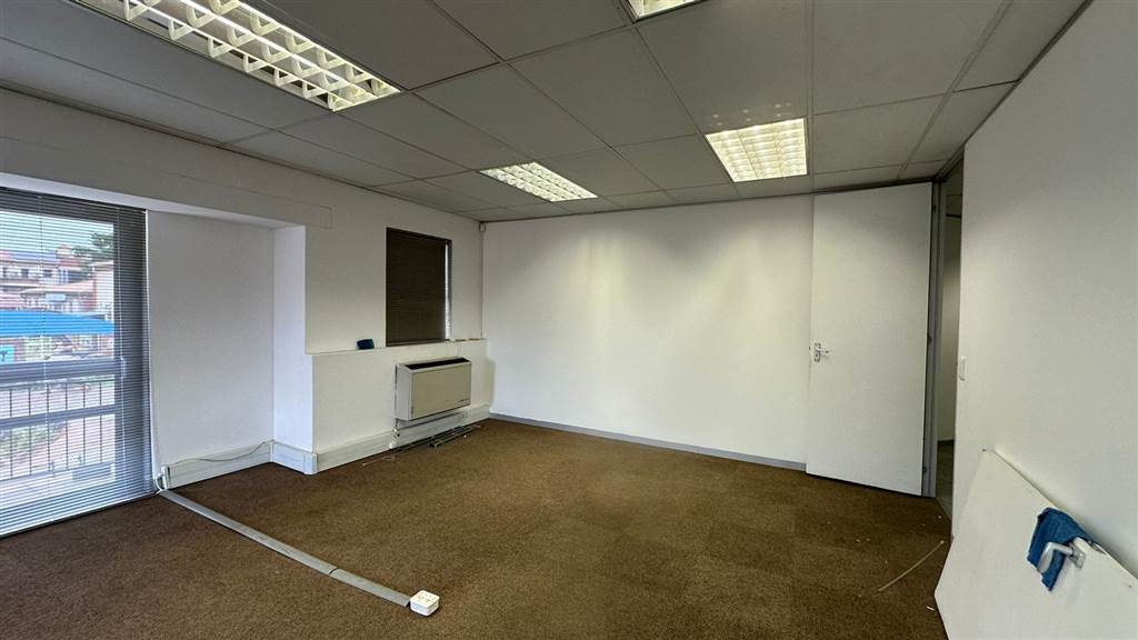 80  m² Commercial space in Highveld photo number 8