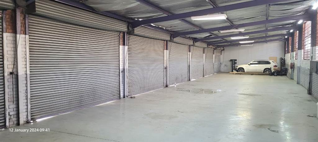 97  m² Commercial space in Pietermaritzburg Central photo number 3