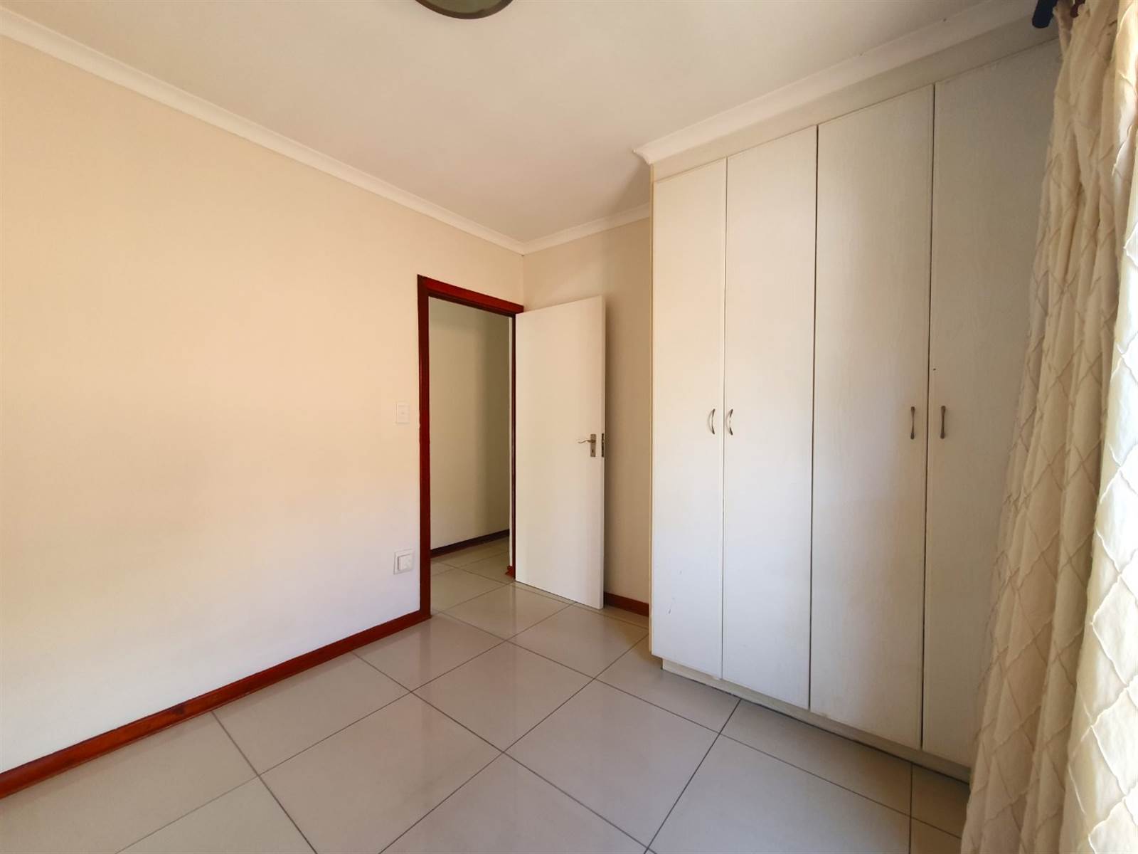 3 Bed House in Kyalami photo number 15