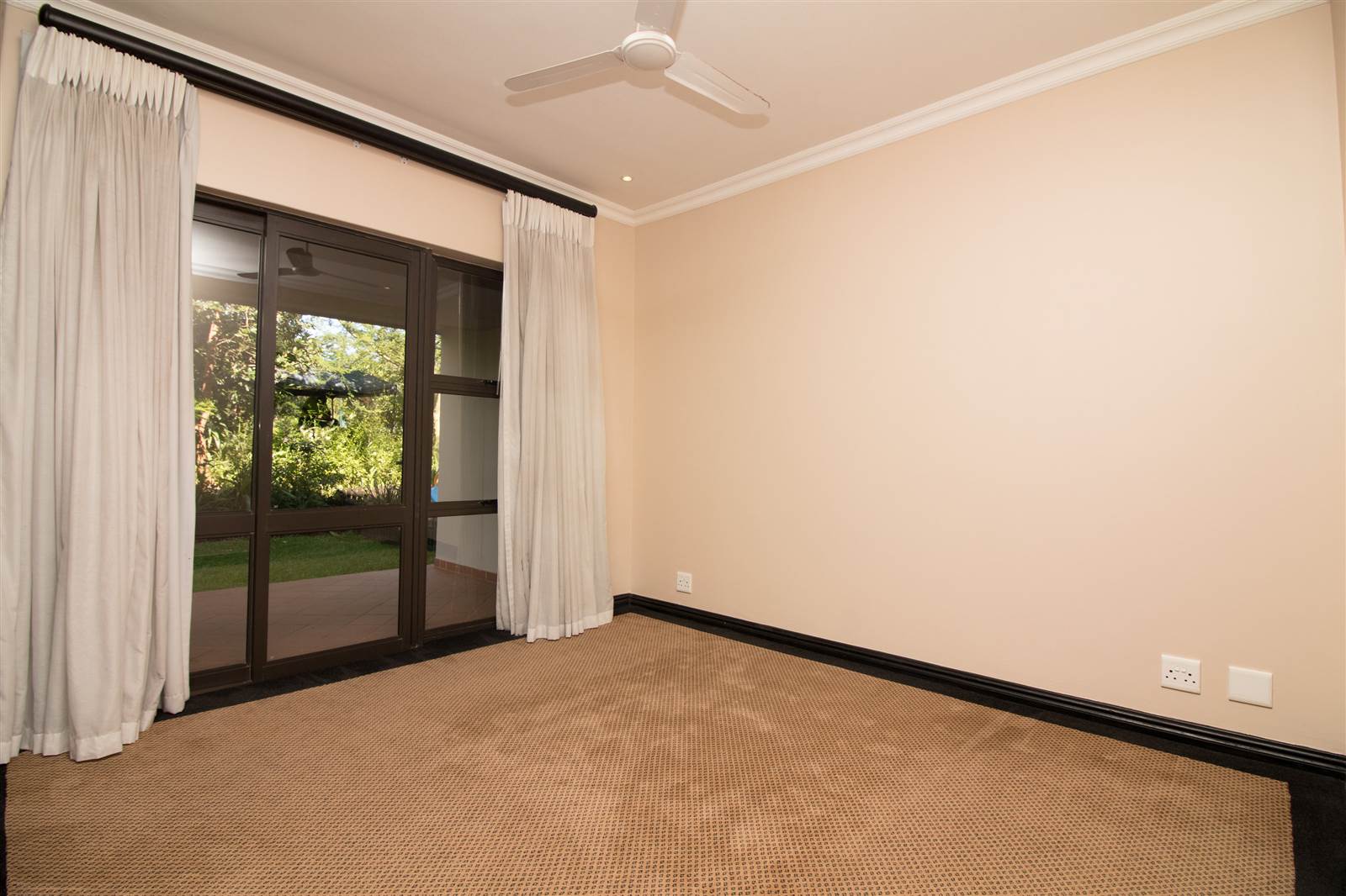 2 Bed Apartment in Hilltop Estate photo number 8