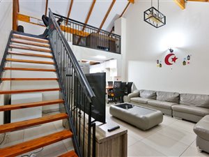 3 Bed Townhouse in Kelvin