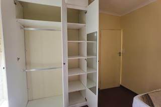 1 Bed Apartment in Kanoniers Park photo number 15