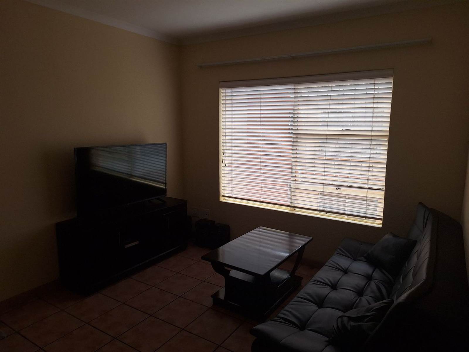 1 Bed Apartment in Kanoniers Park photo number 23