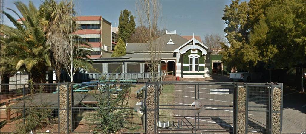 484  m² Commercial space in Potchefstroom Central photo number 2