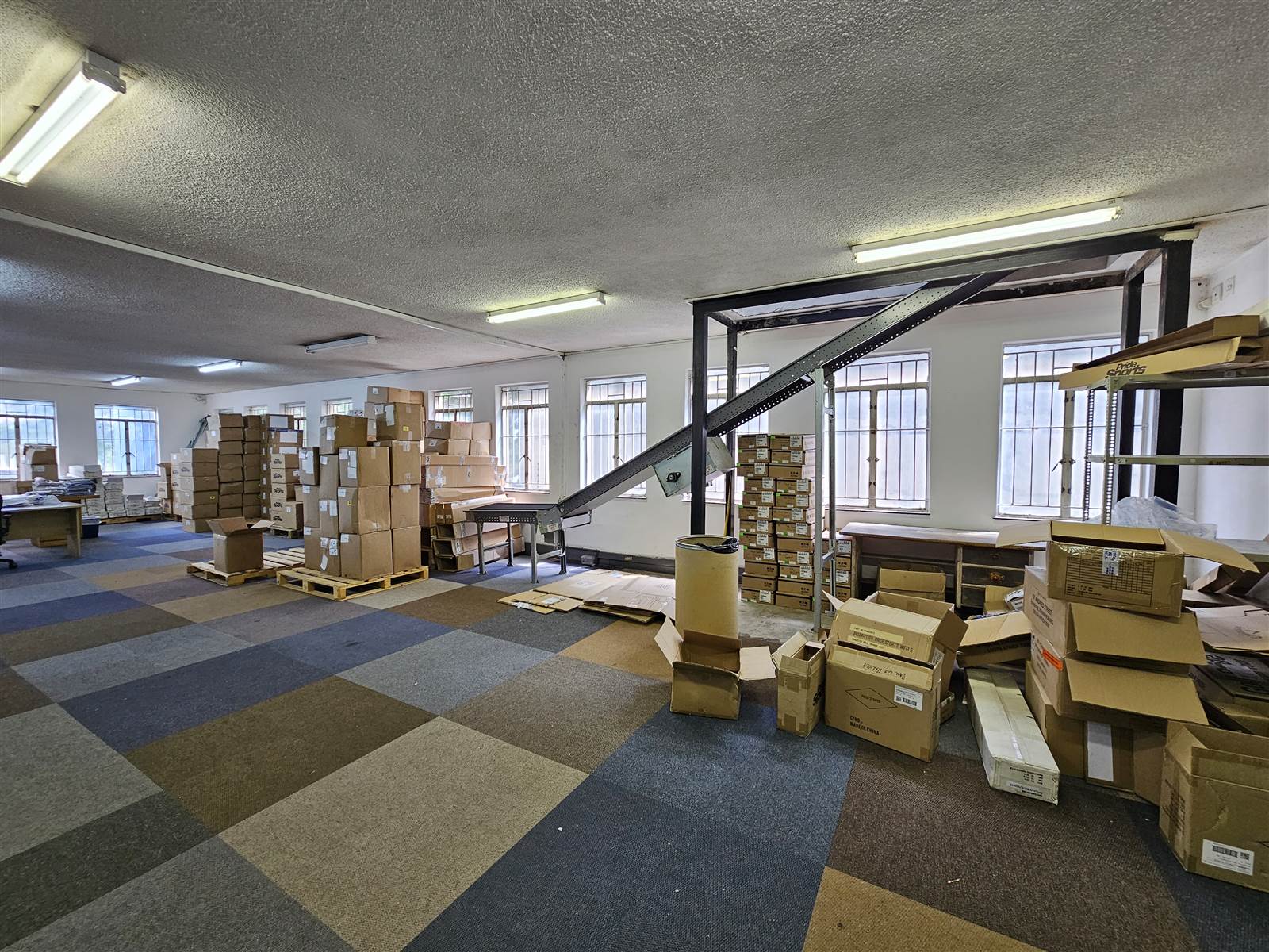 2008  m² Industrial space in Wynberg photo number 4