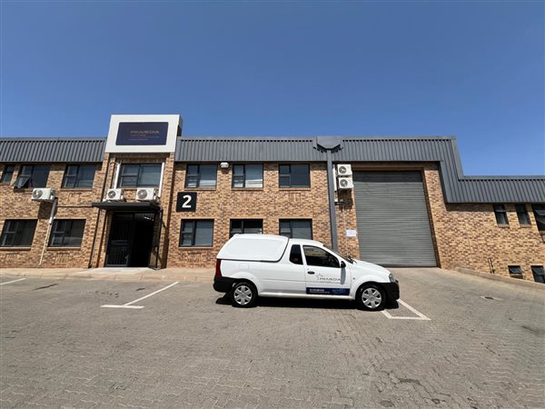 530  m² Industrial space