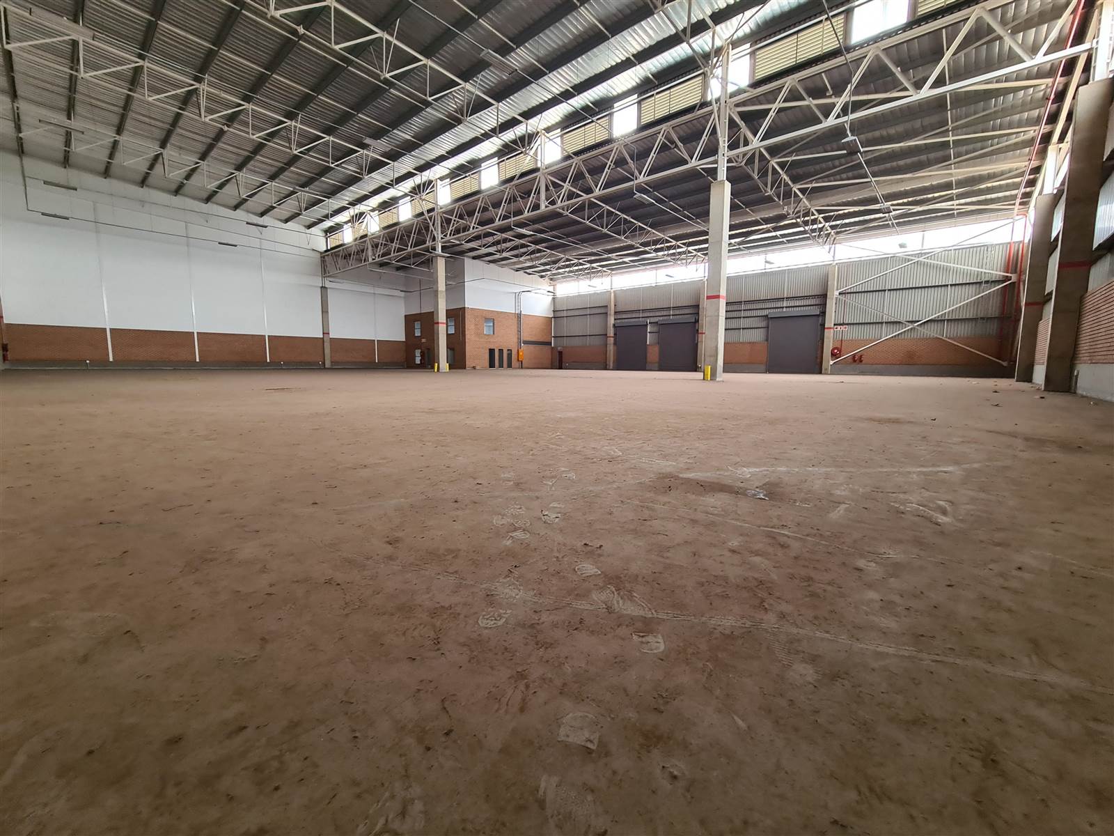 2256  m² Industrial space in Clayville photo number 2