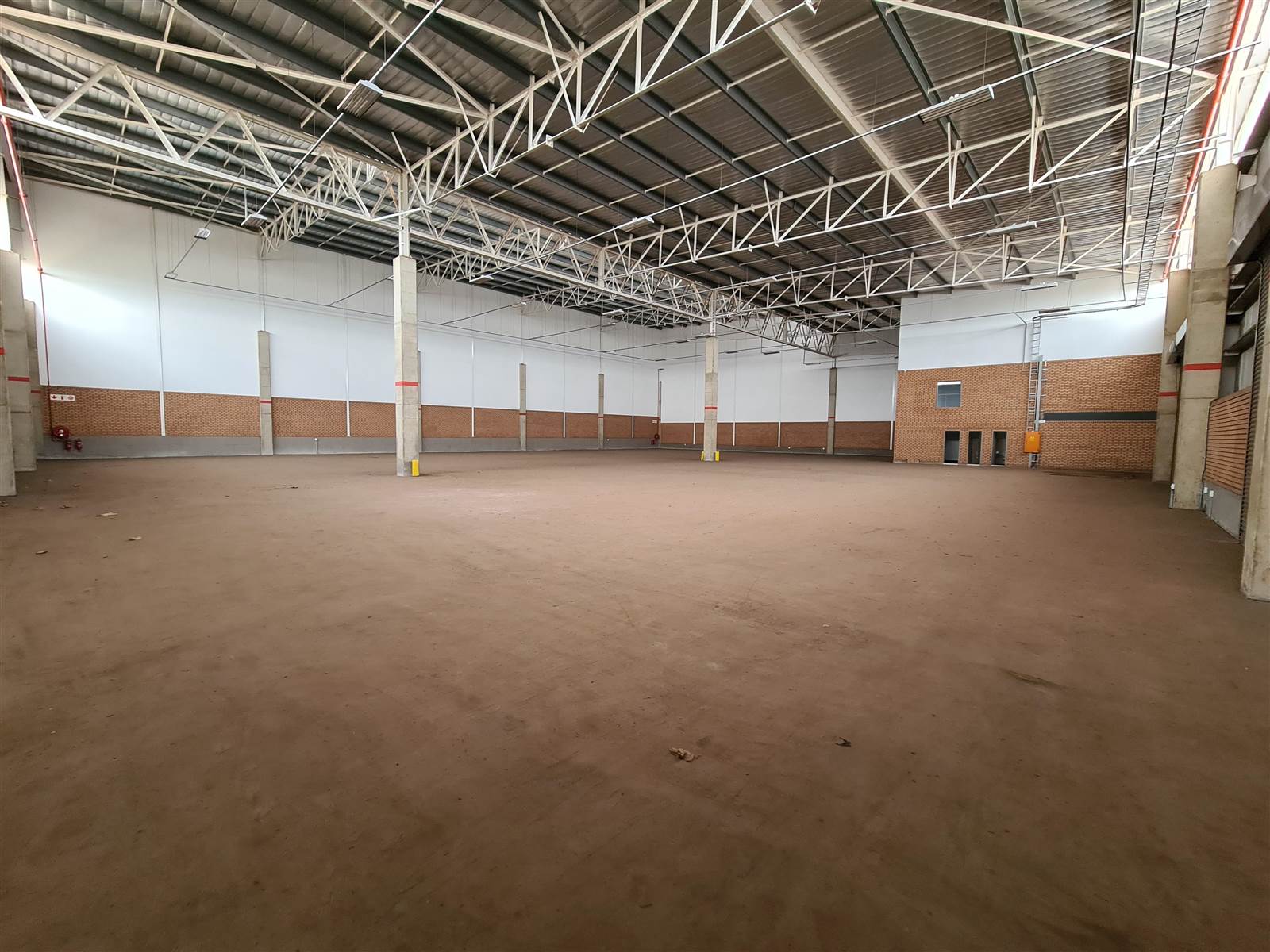 2256  m² Industrial space in Clayville photo number 3