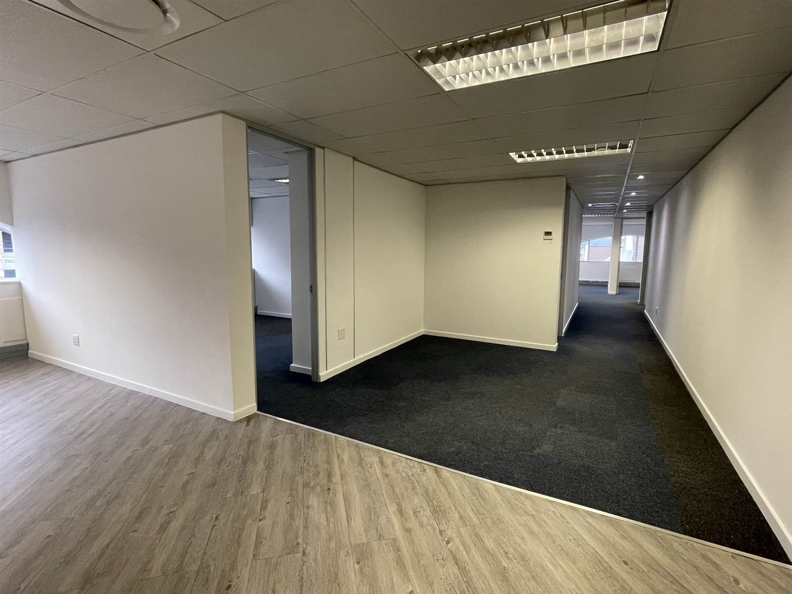 740  m² Commercial space in Rosebank photo number 3