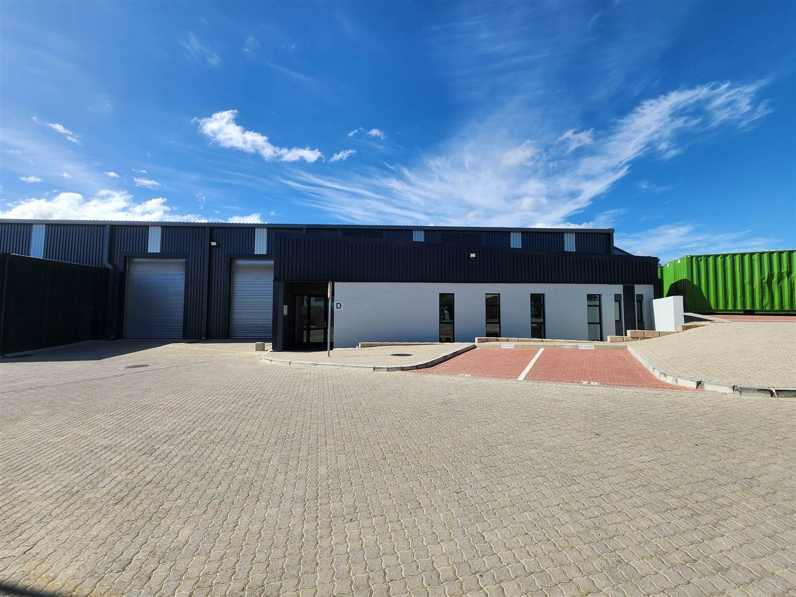 1252  m² Commercial space in Milnerton photo number 3