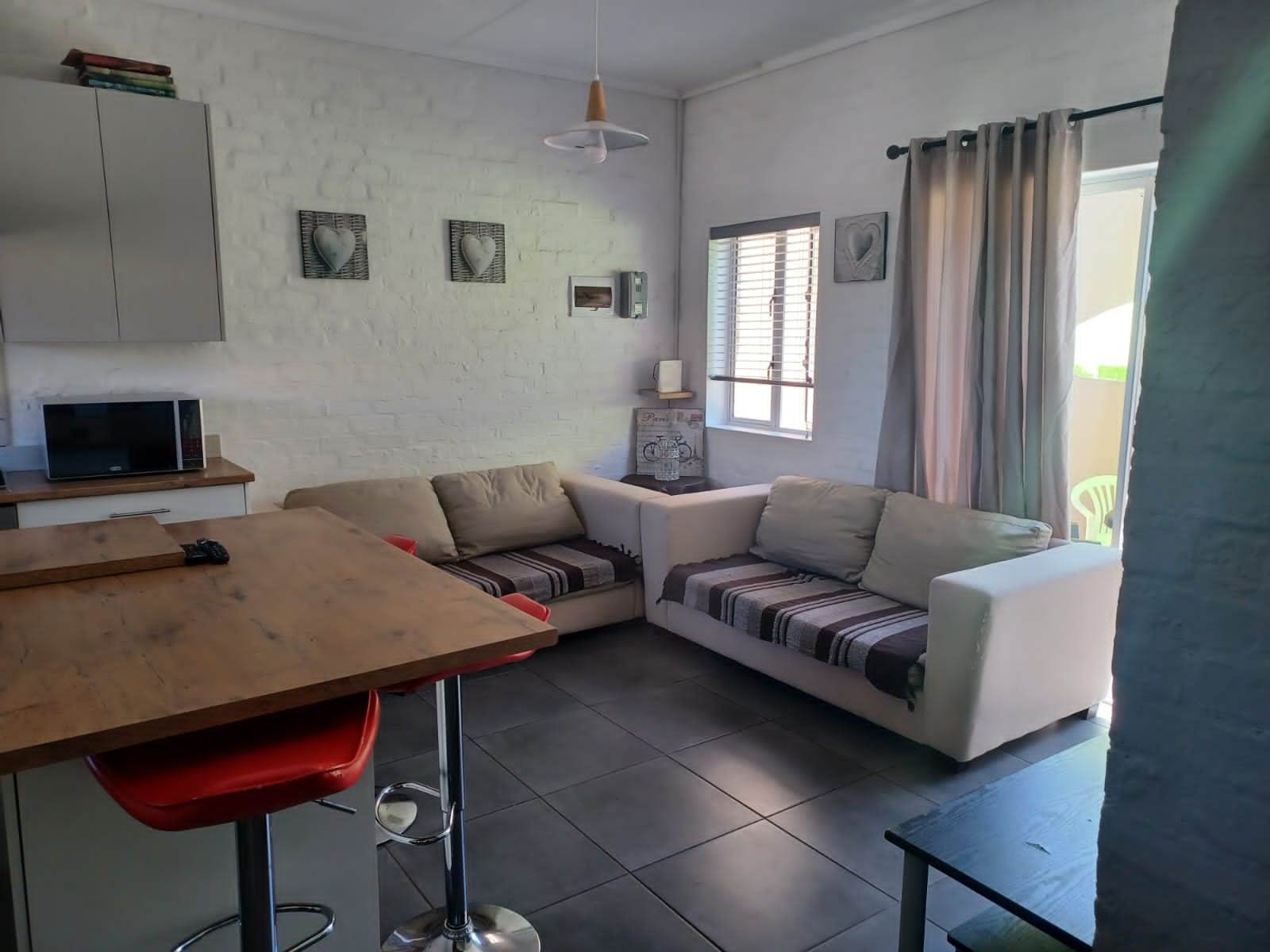 3 Bed House in Mooikloof Country Estate photo number 13