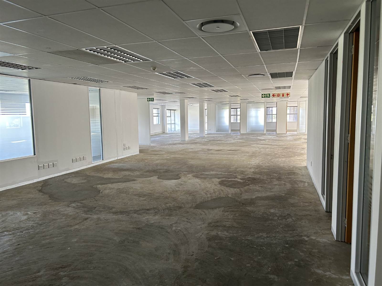 705  m² Commercial space in Woodmead photo number 7